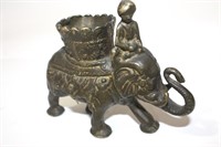 Bronze elephant