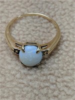 10k Gold Opal Ring 1.3 Dwt