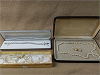 16" Pearl Necklace, 14k Gold Clasp & Earring Set