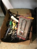 Box lot- master lock and miscellaneous