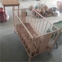 Small Wood Baby Bed