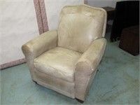 Leather Lazboy Recliner 38 1/2"T x 36 1/2"W