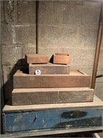 Lot: 6 Wooden Cases