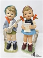 MB Daniels and Co Boy and Girl Figurines
