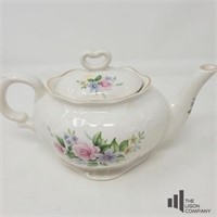 Crowned Oaks Design Teapot