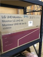 31.5” LG UHD MONITOR