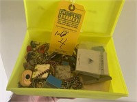 SMALL LOT ASSORTED COSTUME JEWELRY, ETC