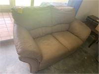 LEATHER LOVESEAT