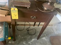 SEWING MACHINE CABINET (NO MACHINE)