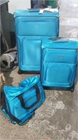 3 pc bright blue suitcase set. 29" & 20" spinner