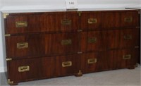 Henredon 6-drawer dresser 29.5" tall by 62" wide