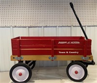 Radio Flyer wooden wagon with removable sides