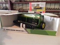 JD 452 Grain Drill in Box (Toy)