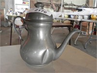Reinzinn Pewter Teapot (does have some dents)