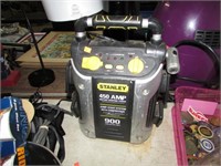 STANLEY JUMP BOX -- NOT TESTED