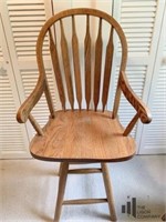 Wooden Swivel Barstool with Back