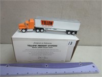 YELLOW FREIGHT SYSTEMS MACK CH600 TRACTOR TRAILER