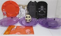Halloween Lot Trays plates Skull Table Cloth