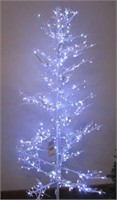 GE 7 ft Winterberry Tree Light up Nice $129 Retail