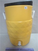 HANDY INSULATED BEVERAGE JUG