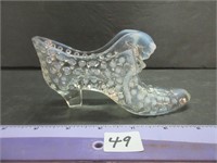 COLLECTIBLE GLASS SHOE