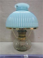 AWESOME VINTAGE GLASS SHADE OIL LAMP