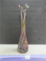 PRETTY END OF DAY BLOWN GLASS VASE