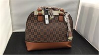 London fog collection AHQ brown patterned purse