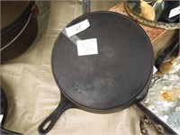 OLD WAGNER 10A CAST IRON SKILLET