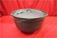 WFS Cast Iron Large Footed Dutch Oven w/ Lid