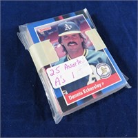 25 Assorted Oakland A's Baseball Cards