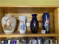 4 Asian Vases