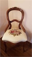 ANTIQUE SIDE CHAIR