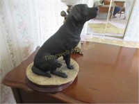 Figurine of dog