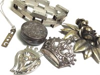 Group of 6 VTG Sterling Jewelry, Brooches & More