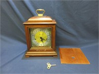 Herman Miller Wooden Mantel Clock 2 Jewel 1050-020
