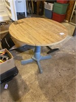 36"D Table