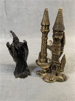 Lot - Metal Wizard and Castle