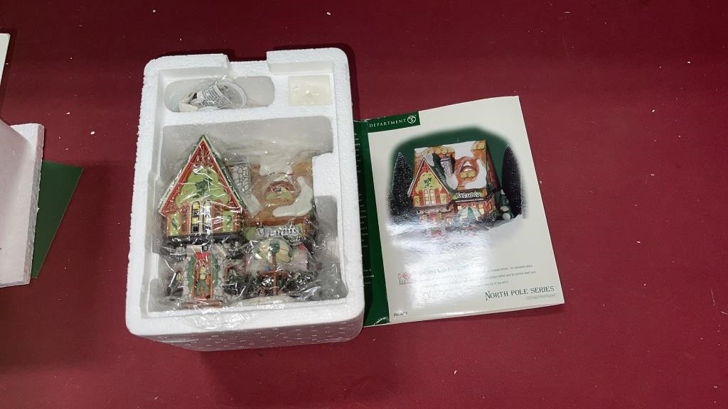 WHITE'S AUCTION - CHRISTMAS VILLAGES IN JULY SALE