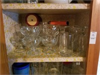 2nf shelf lot of glassware