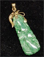 14K yellow gold & jadeite pendant