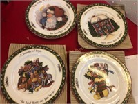 4 Christmas Plates