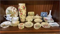 LARGE QTY OF PIN DISHES, BASKETS, JUGS ETC