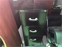 5 Pedestals & Black 4 Drawer Filing Cabinet
