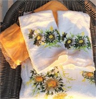 White w/ flowers, vintage thin bath towel, 2 hand