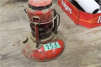Antique n0 40 traffic gard red lantern