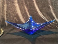 VINTAGE ART GLASS BOWL - COLBOLT BLUE