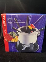 NEW- NON STICK FONDUE SET