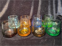 VINTAGE COLOURED DRINKING GLASSES SET OF 8