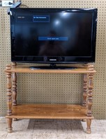 Samsung 32inch LCD TV & Wooden Stand